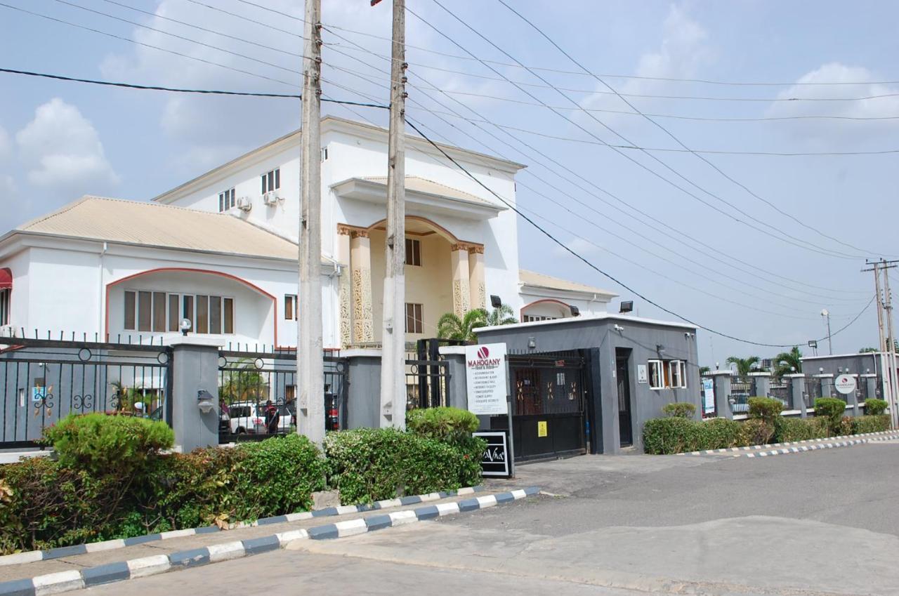 Mahogany Hotel And Suites Ibadan Bagian luar foto