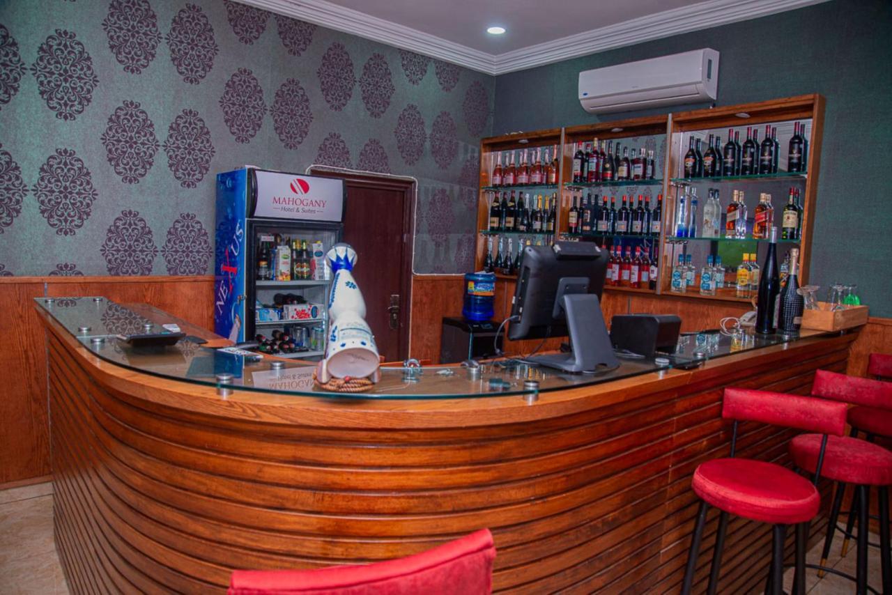 Mahogany Hotel And Suites Ibadan Bagian luar foto